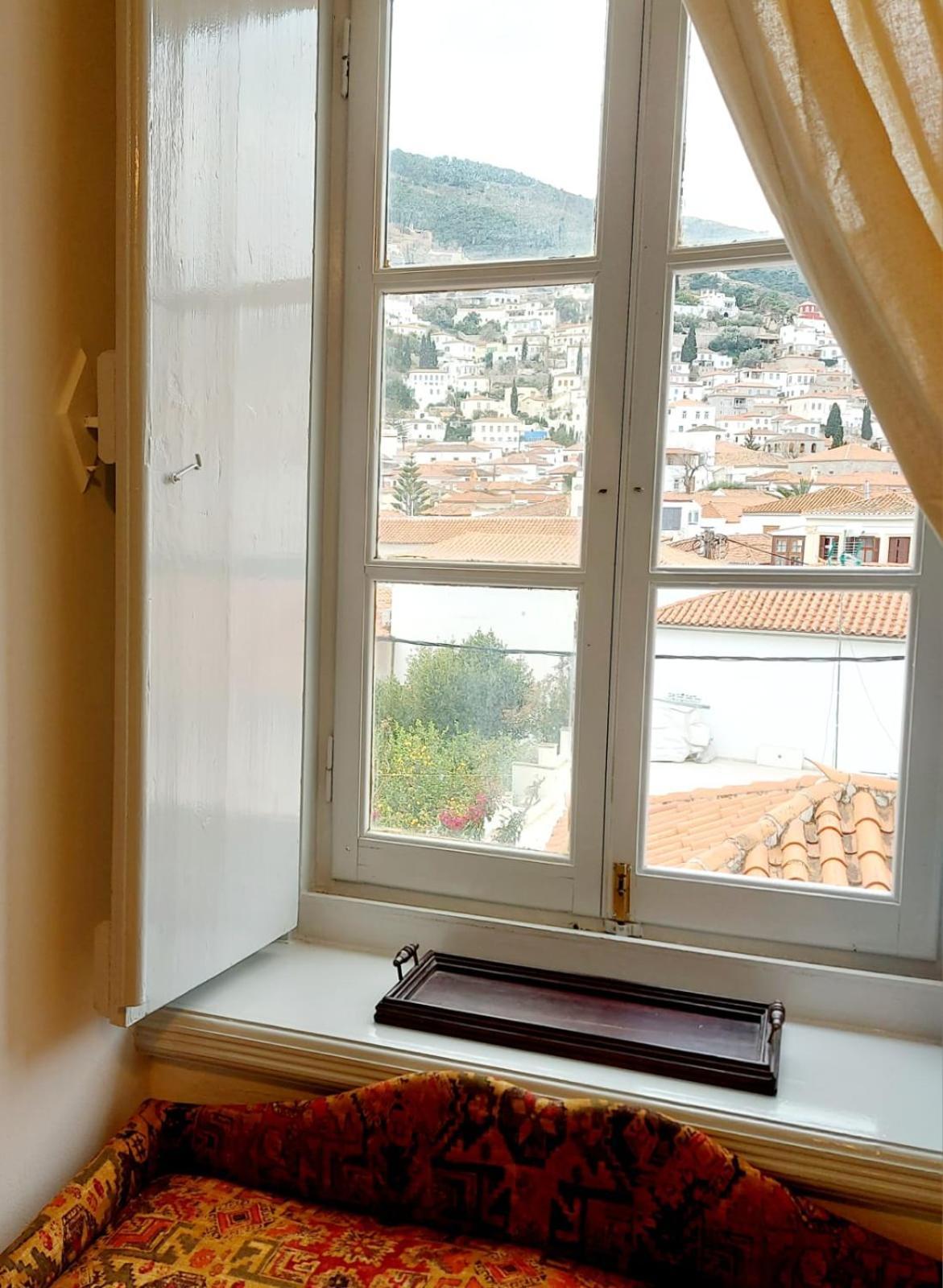 Danae Port House Appartement Hydra  Buitenkant foto